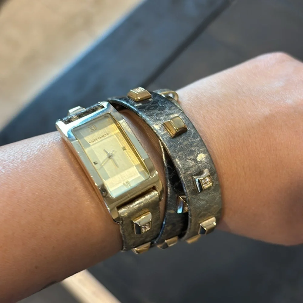 Vince Camuto Crystal Metallic Animal Print Leather Wrap Watch Working Condition​